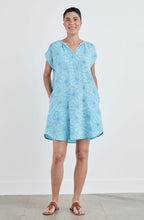 Load image into Gallery viewer, Cut Loose Daisy Henley Dress