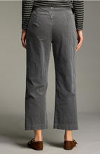 Load image into Gallery viewer, Cut Loose Mini Cord Back Zip Trouser