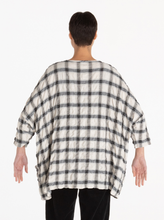 Load image into Gallery viewer, Cut Loose Crinkle Plaid One Size Pullover