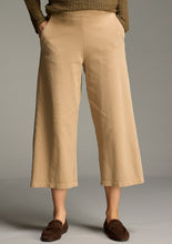 Load image into Gallery viewer, Cut Loose Ponti Crop Leg Pant