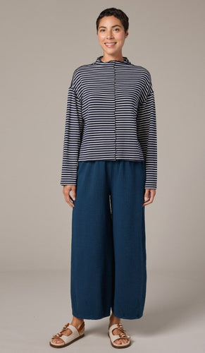 Cut Loose Pucker Doublecloth Cropped Pant w Darts