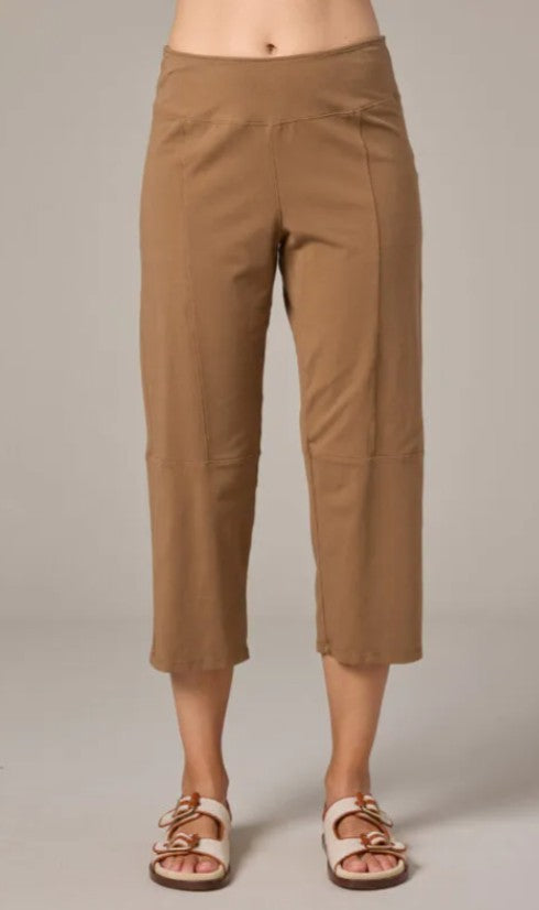 Cut Loose Solid Cotton Lycra Walking Capri