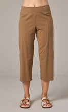 Load image into Gallery viewer, Cut Loose Solid Cotton Lycra Walking Capri