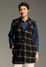 Load image into Gallery viewer, Cut Loose Plaid Boiled Wool Hooded Vest