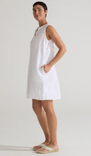 Load image into Gallery viewer, Cut Loose Hanky Linen Split Neck Short Dress