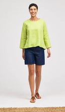 Load image into Gallery viewer, Cut Loose Hanky Linen 3/4 Sleeve Split Back