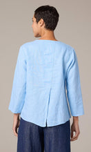 Load image into Gallery viewer, Cut Loose Hanky Linen 3/4 Sleeve Split Back Top