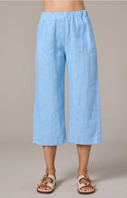Load image into Gallery viewer, Cut Loose Solid Linen Easy Crop Pant