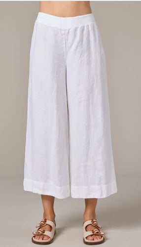 Cut Loose Solid Linen Crop Pant