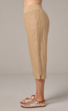 Load image into Gallery viewer, Cut Loose Solid Linen Capri Pant