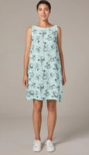 Load image into Gallery viewer, Cut Loose Leoni Floral Print Modern Shift