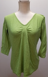 Cut Loose Linen Cotton Jersey 3/4 Sleeve Tuck Front Tee (M, Verde)- On Sale!