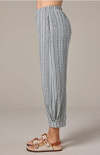 Load image into Gallery viewer, Cut Loose Pinstripe Linen Side Pleat Lantern Pant