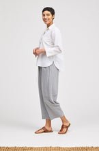 Load image into Gallery viewer, Cut Loose Pinhole Crop Easy Shirt