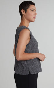 Cut Loose Crinkle Check Shell with Wide Facing