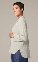 Load image into Gallery viewer, Cut Loose Crinkle Check Crop Easy Shirt