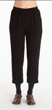 Load image into Gallery viewer, Cut Loose Fall Parachute Tapered Crop Pant