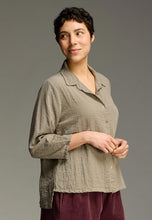 Load image into Gallery viewer, Cut Loose Fall Parachute Hi Low Crop Shirt