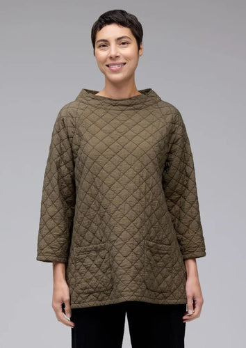 Cut Loose Quilted Parachute Raglan Pocket Top