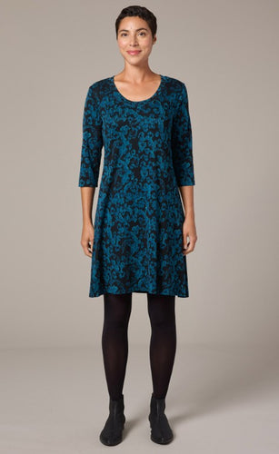 Cut Loose Floral Jacquard 3/4 Sleeve Scoop Neck Dress